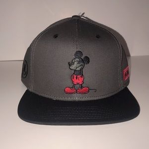 Neff Disney Mickey Mouse - Hat- Black/Gray Snapback Adjustable Cap One Size NWT